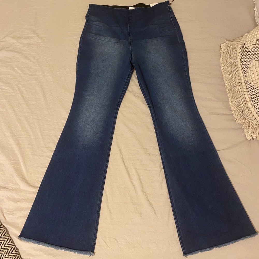 Knox Rose Bell Bottom Jeans